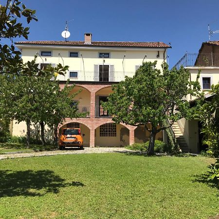 Viaggio Della Vita B&B Fontanile Exterior foto
